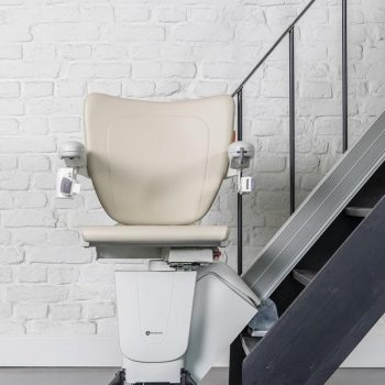 Handicare 1100 Straight Stairlift 16 Handicare 1100 straight stairlift