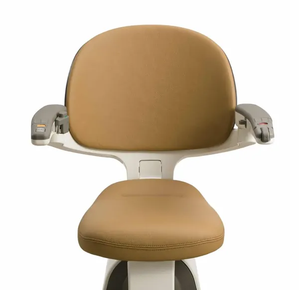Access Flow X seat upholstered in Firenze Caramel leather, front view