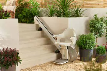 Slim aluminum rail of the HomeGlide Outdoor stairlift