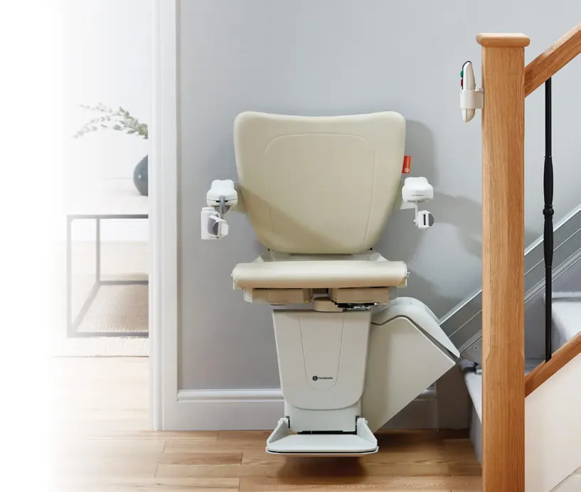 Handicare 1100 four-motor drive on a staircase