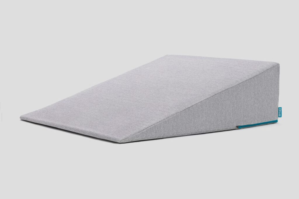 Orthex Symbia 16 degree low back wedge in a grey knit cover