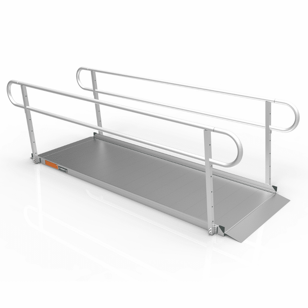 Aluminum two-line handrails on a modular ramp