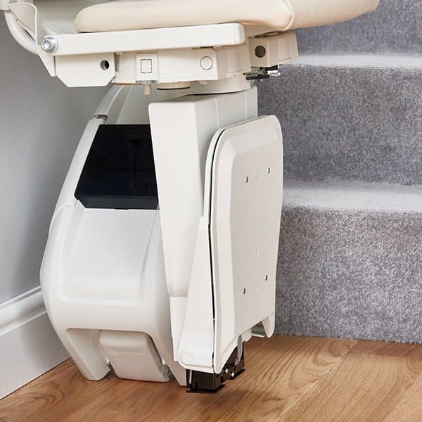 handicare-1100-stairlift-straight-5.jpg