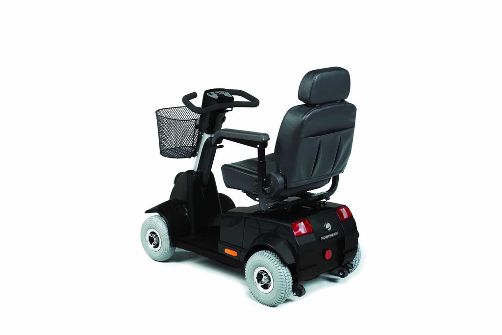 fortress-1700-dt-4-mobility-scooter-3.jpg