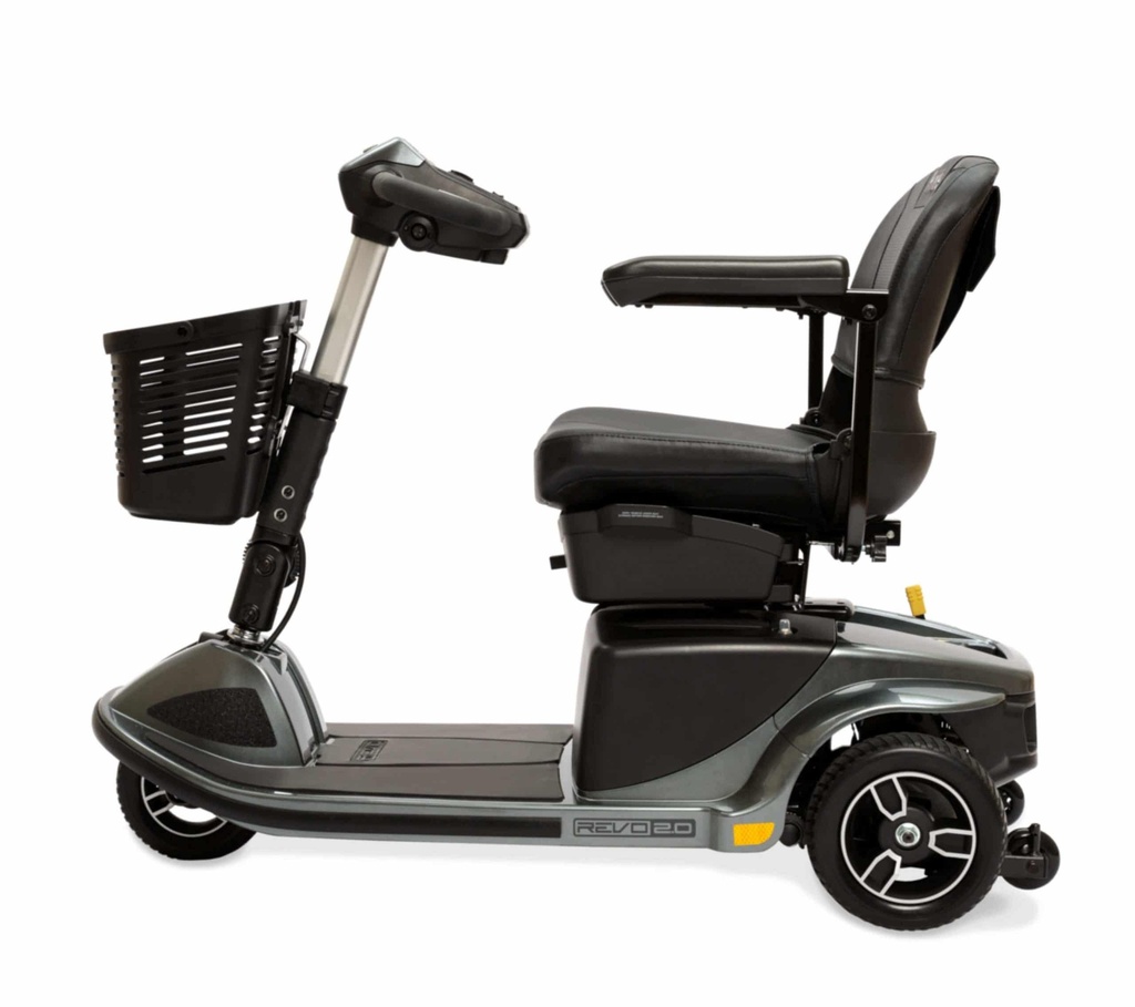 revo-2-0-three-wheel-scooter-6.jpg