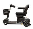 revo-2-0-three-wheel-scooter-6.jpg