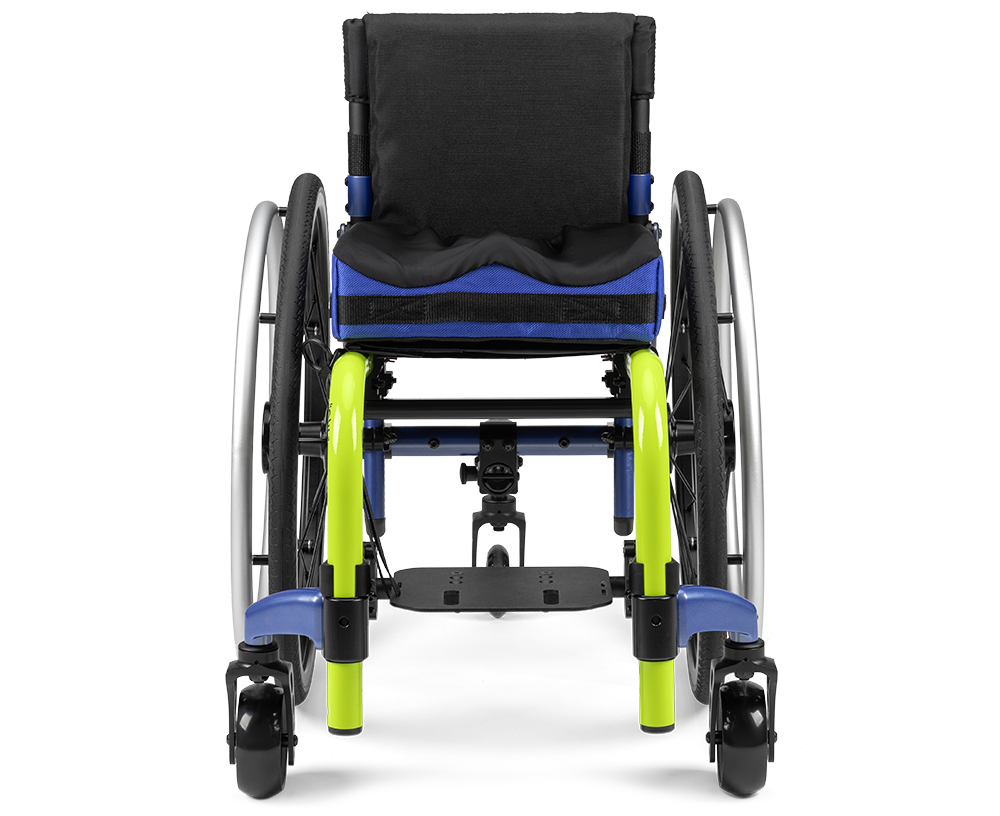 Little Wave Clik pediatric wheelchair, front view