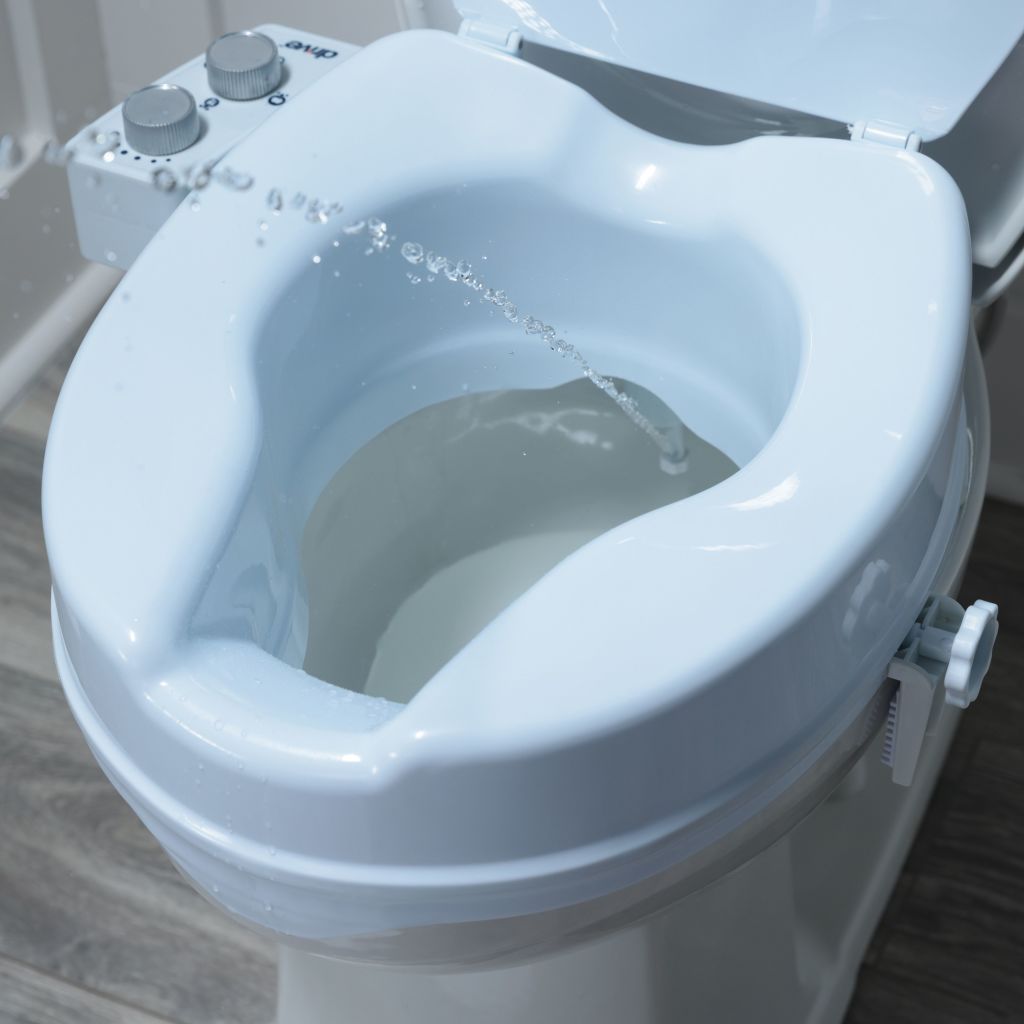 PreserveTech Raised Toilet Seat with Bidet, 5" - RTL12C005-WH Rtl12c005 wh 7 Universal Raised Toilet Seat