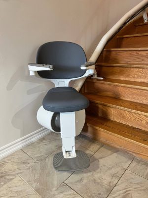 Flox X Curved Stairlift Install in Brampton (2)