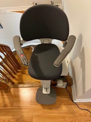 Flox X Curved Stairlift Install in Brampton (29)
