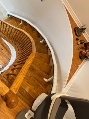 Flox X Curved Stairlift Install in Brampton (35)
