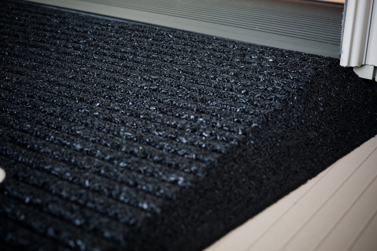 Rubber Angled Entry Mat TAEM-1-5-1-(3) MODULAR ENTRY RAMP